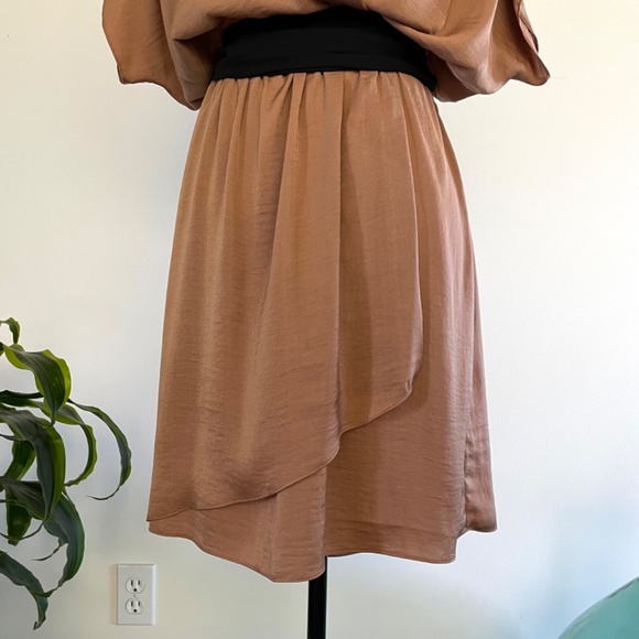 **SOLD**BCBG bronze Grecian style faux wrap mini dress - Sz L - Picture 5 of 10